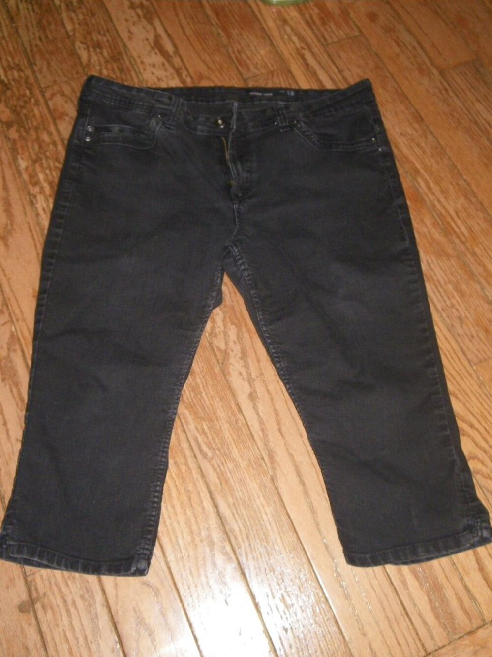 Women’s Jordache Skinny Crop Denim Capri Style Pants